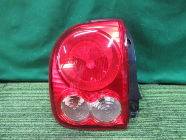 ラパン DBA-HE22S 左テールランプ X 35670-85K00【岐阜発】拍卖