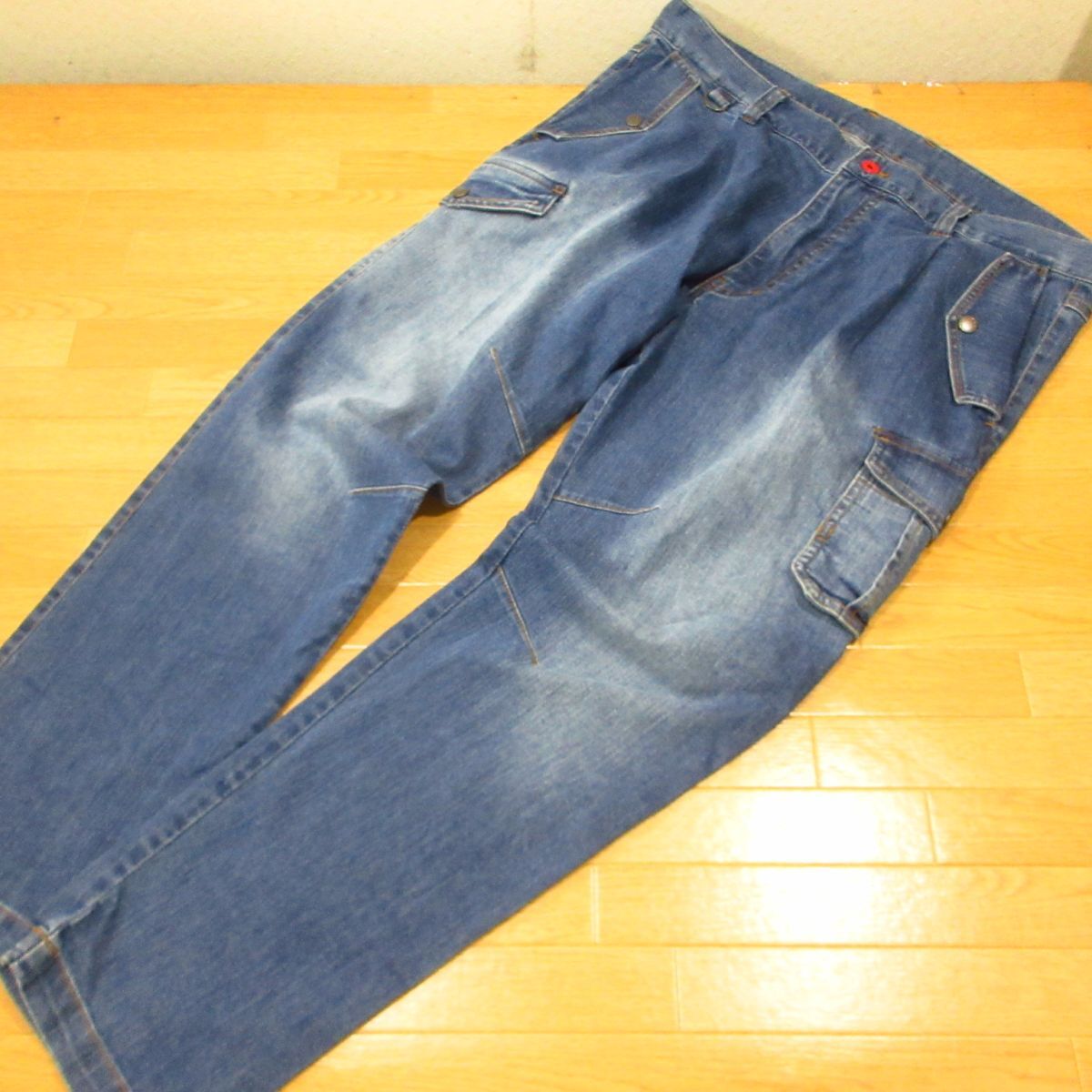 ◎美品!Rocky ロッキー デニム カーゴパンツ ストレッチ 仕事着 作業服 大きいサイズ!メンズ インディゴ 4Lサイズ◆PA4474拍卖