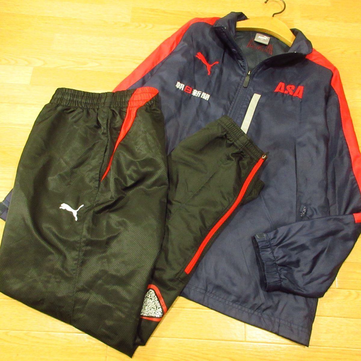 ◎美品!PUMA プーマ ASA 朝日新聞 S 上下セット ウィンドブレーカー ジャケット&パンツ ユニフォーム メンズ 紺x黒◆BA3885拍卖