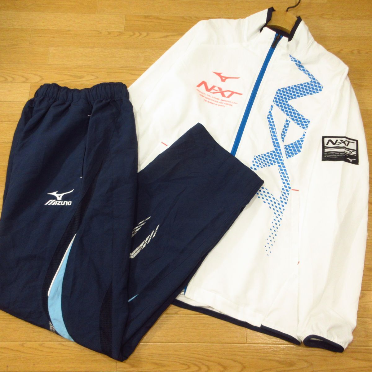 ◎美品!MIZUNO N-XT ミズノ M 上下セット ジャージ ジャケット&パンツ MCライン メンズ 白x紺◆BA3863拍卖
