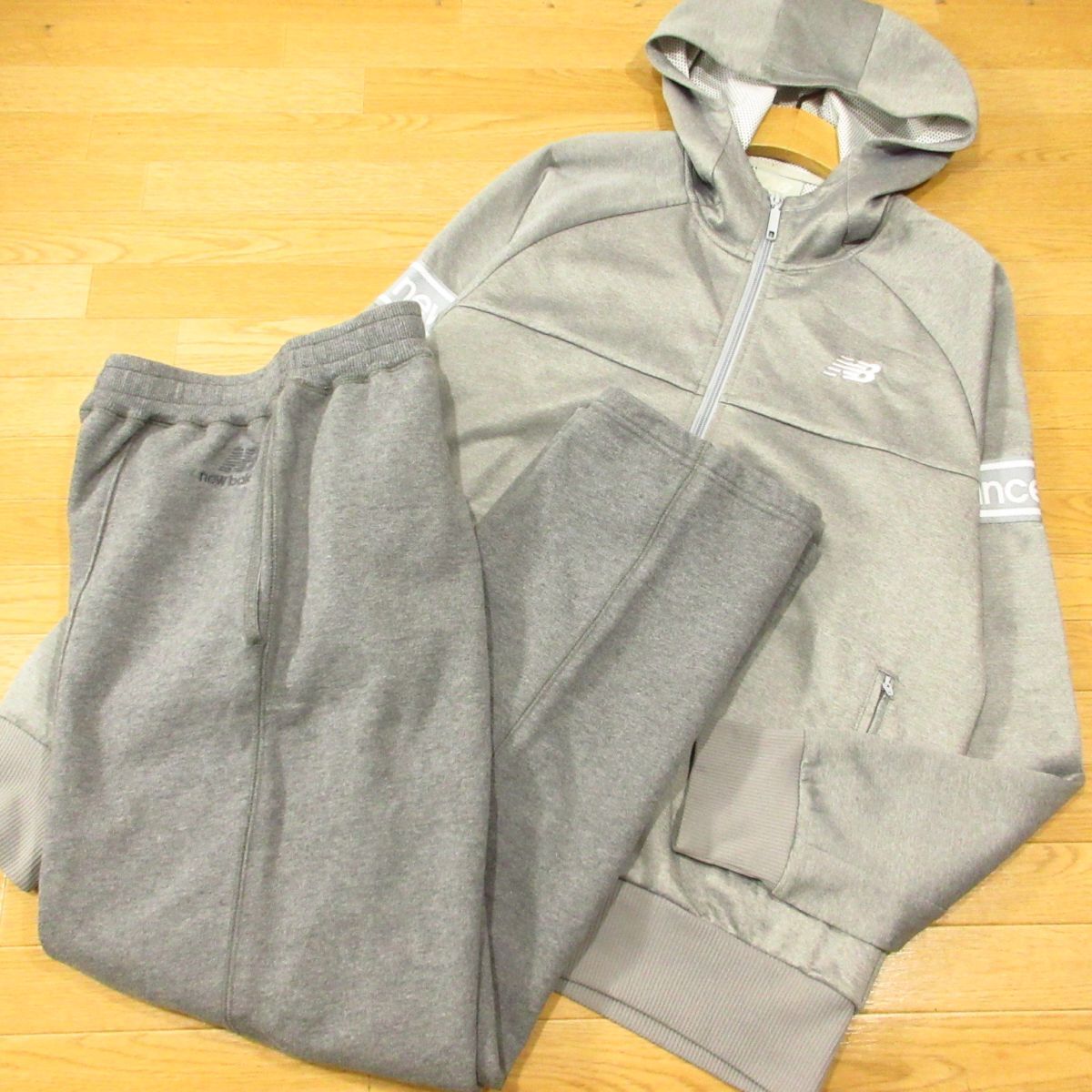 ◎美品!New Balance ニューバランス M 上下セット ジャージジャケット&スウェットパンツ メンズ グレー◆BA3862拍卖