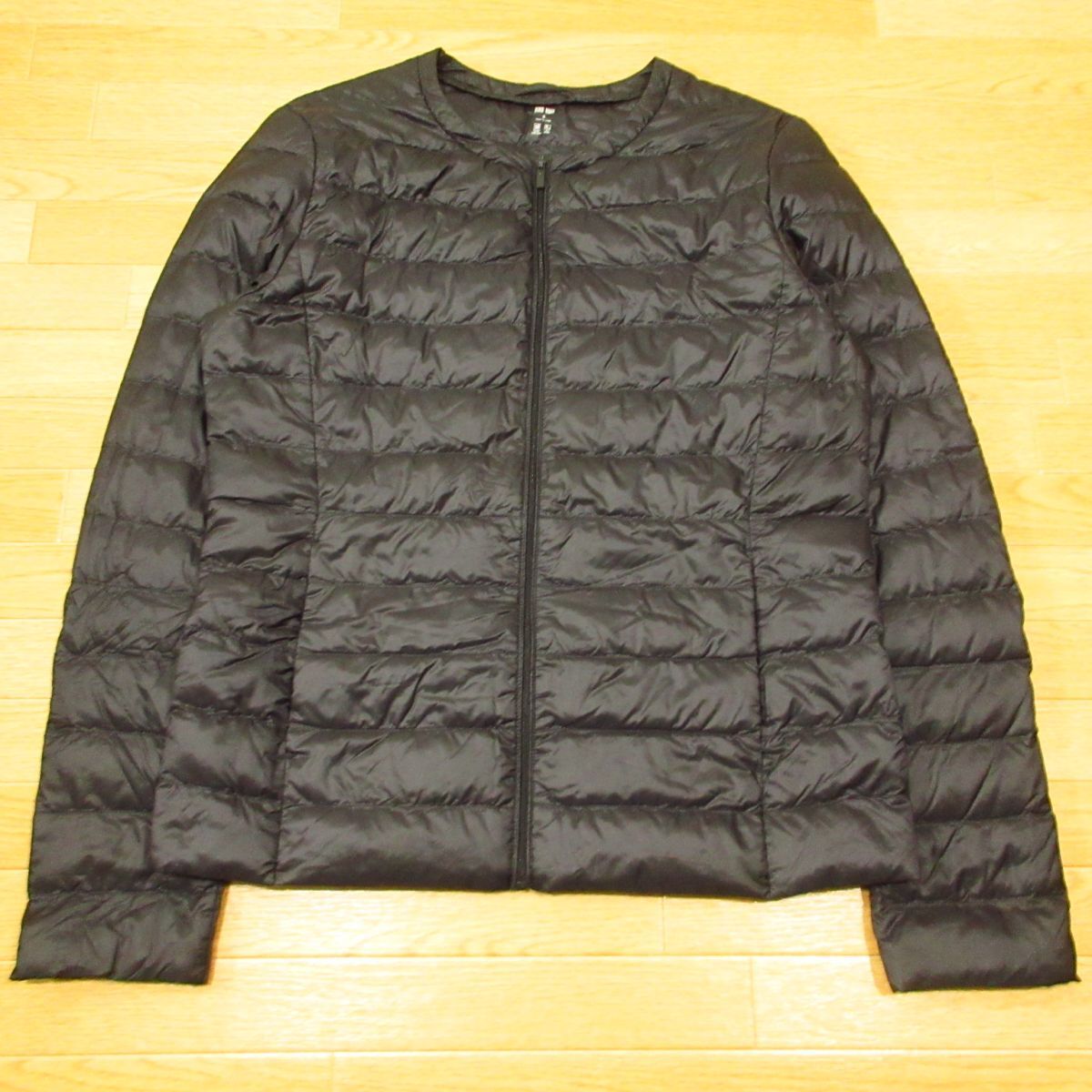 ◎極美品!UNIQLO ユニクロ ノーカラー ウルトラライトダウンジャケット 防寒 軽くてあたたかい!レディース 黒 Mサイズ◆AA5112拍卖