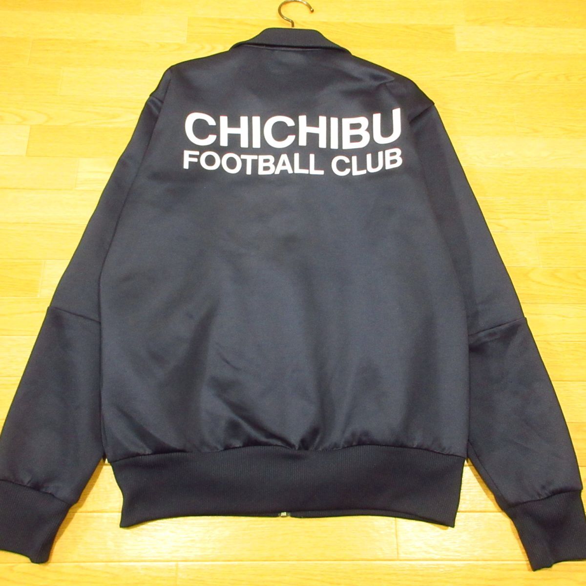 ◎使用少なめ!埼玉 秩父高校 サッカー New Balance ジャージ トラックジャケット ユニフォーム 支給品 実使用 メンズ 紺 Mサイズ◆AA5102拍卖