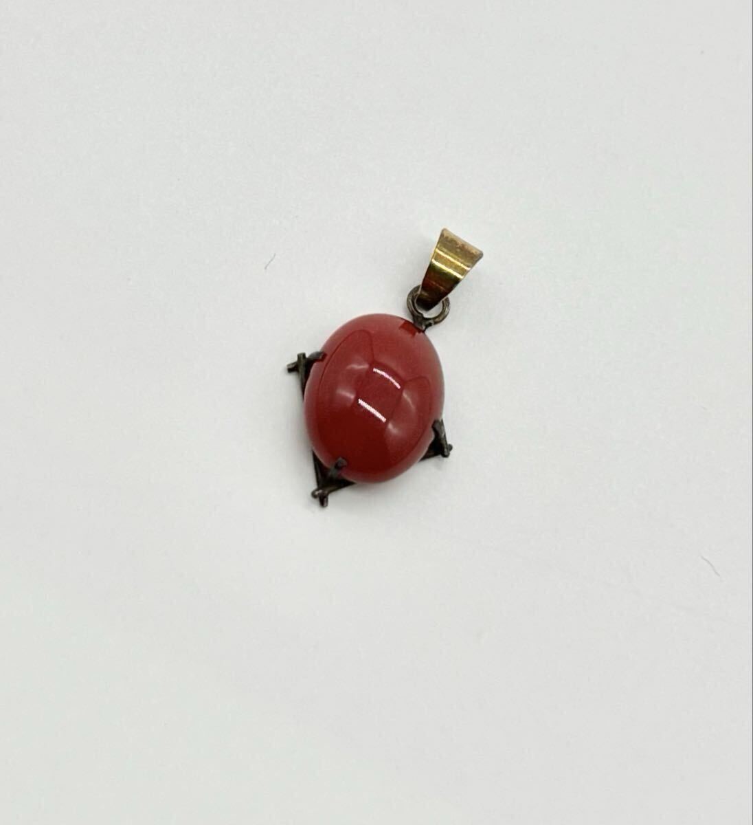 【USED】ヴィンテージ 赤いストーン ゴールドトーンペンダントトップ 昭和 レトロ 和装 珊瑚色 朱赤 拍卖