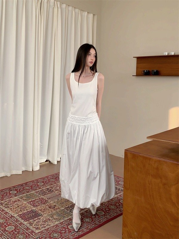 ロングワンピース ノースリーブワンピース 袖なし フレアスカート シンプル カジュアル S ホワイト拍卖