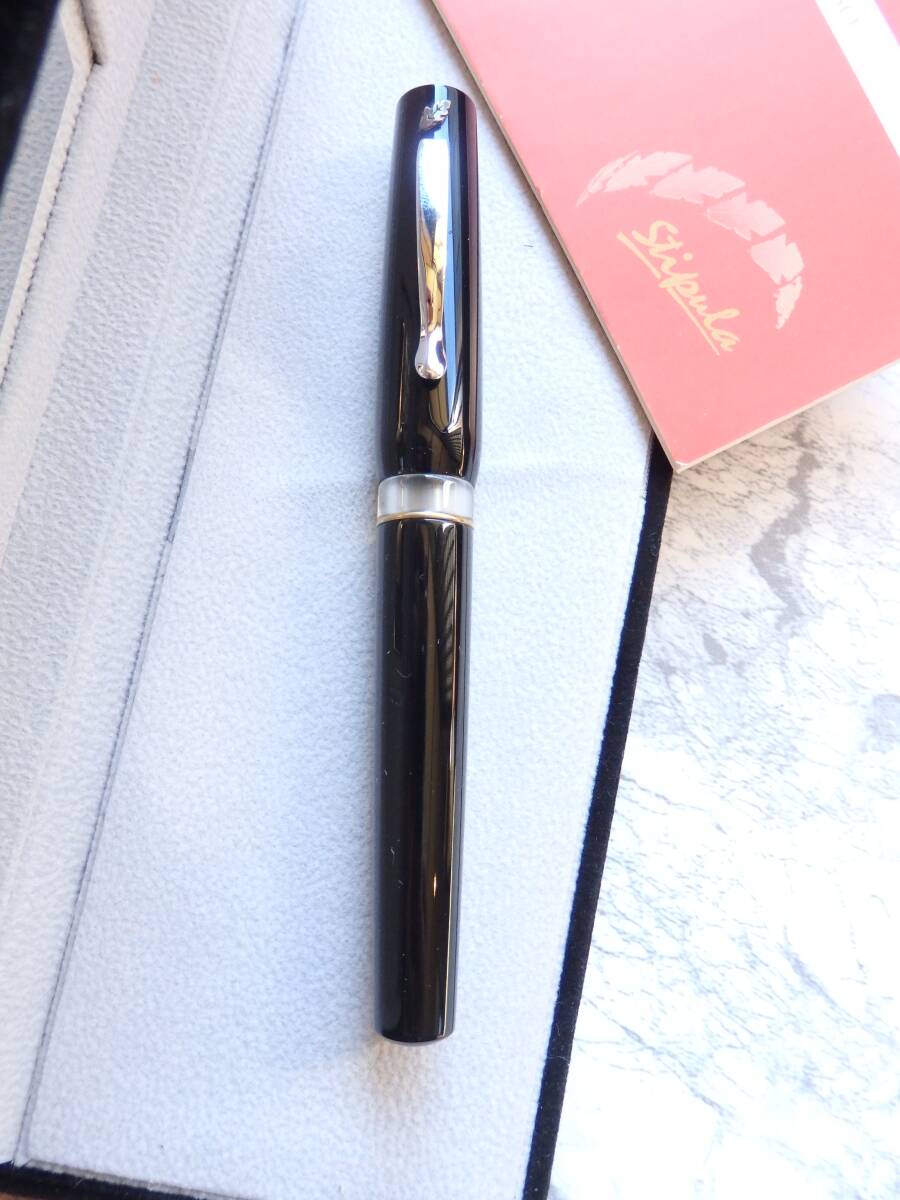 ◆【新品・未使用】【送料230円】イタリア製 スティピュラ ヴェド ブラック万年筆 ペン先:F程度拍卖