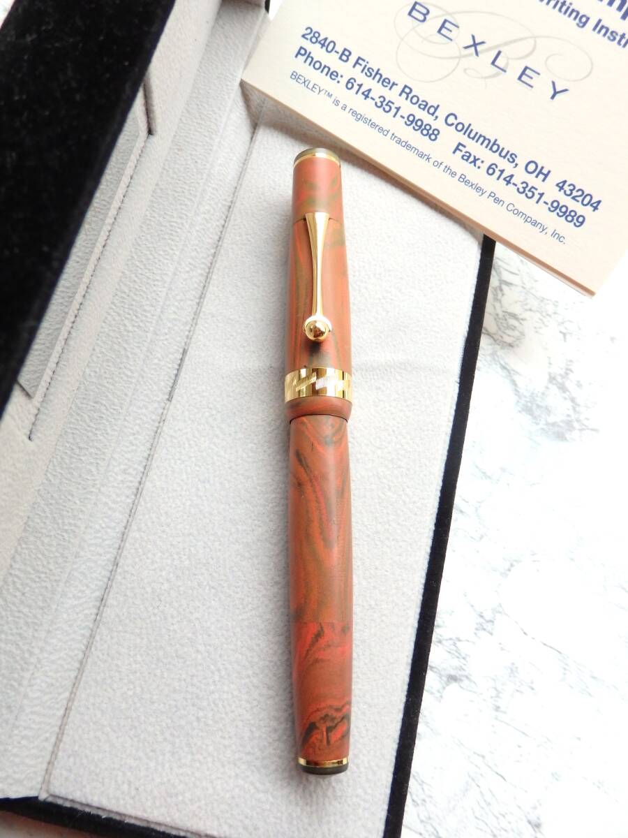 ◆【ほぼ未使用】【送料440円】Bexley ベクスレイ USA 限定品 マーブルエボナイト万年筆 ペン先:バイカラー 18K 750ソリッドゴールド F 拍卖