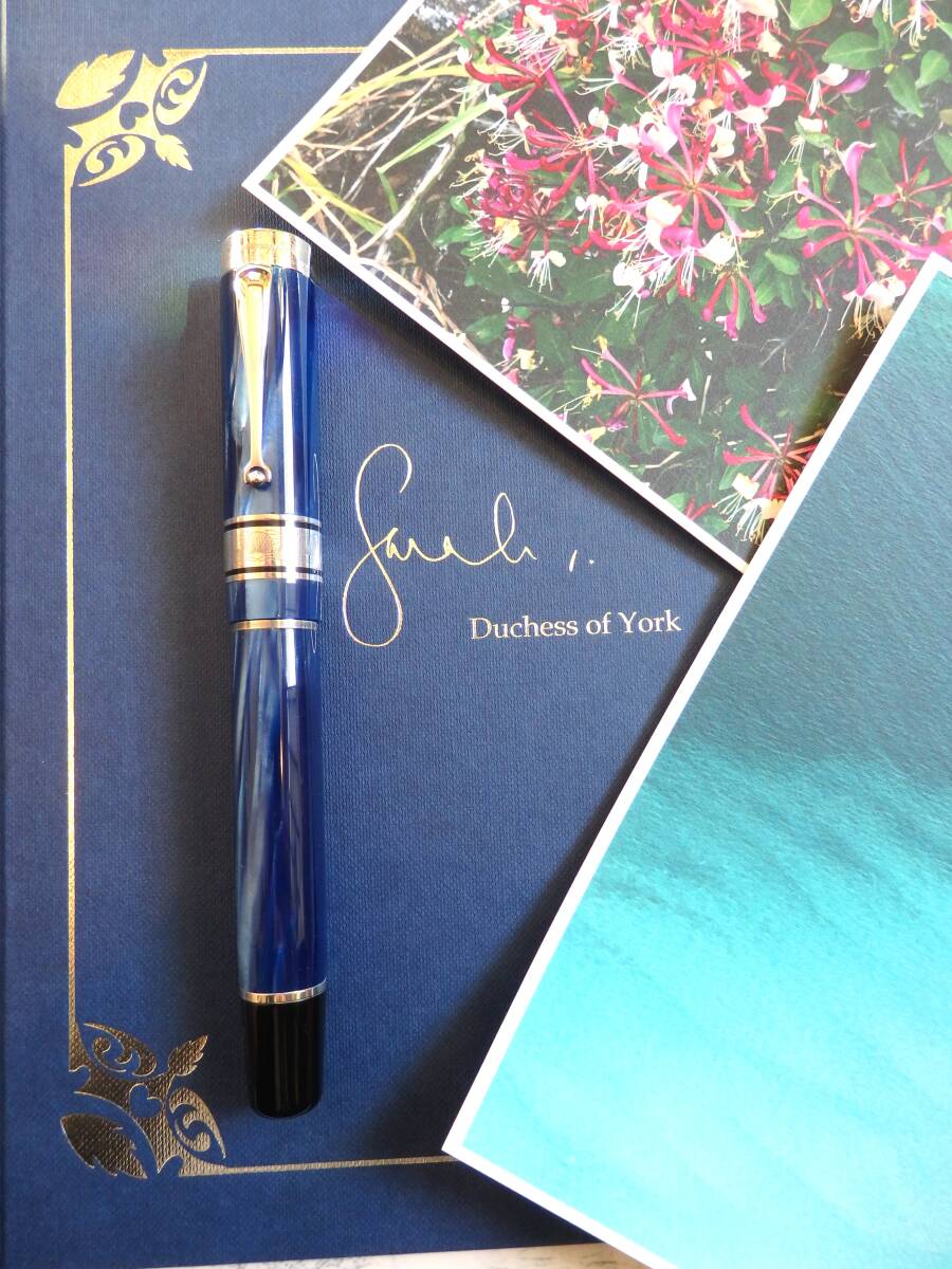 ◆【新品・未使用】モンテグラッパ 特別限定品 ヨーク公爵夫人万年筆 Ocean オーシャン ペン先:18K750ソリッドゴールドEF拍卖