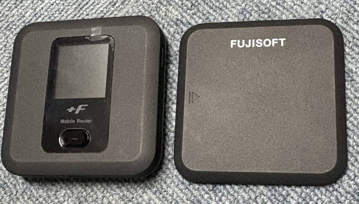 【送料無料】FUJISOFT 富士ソフト FS030W (ブラック) モバイルWi-Fiルーター 筐体のみ 美品拍卖