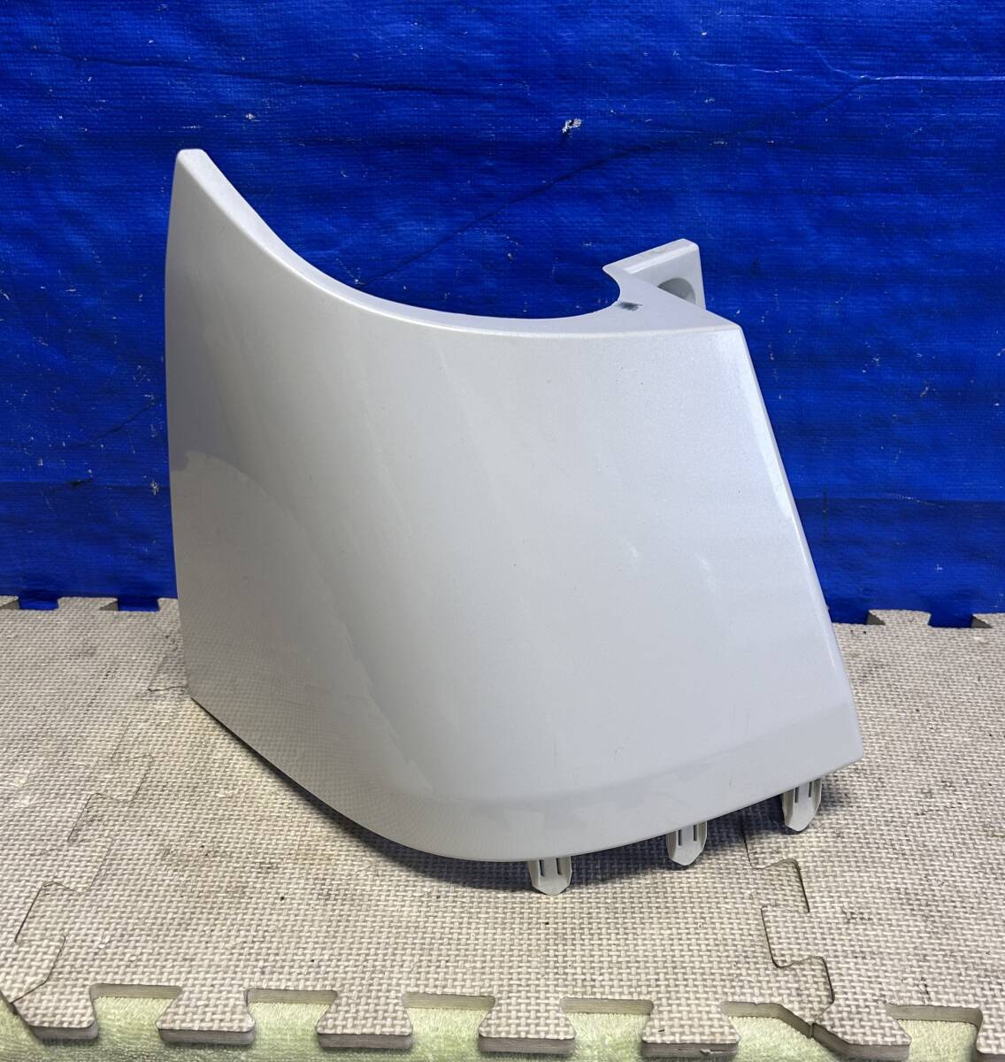 ヴェルファイア ANH25 ANH20 20系 H22年 左リアコーナーパネル リアフィラー カラーナンバー 070 52166-58020拍卖