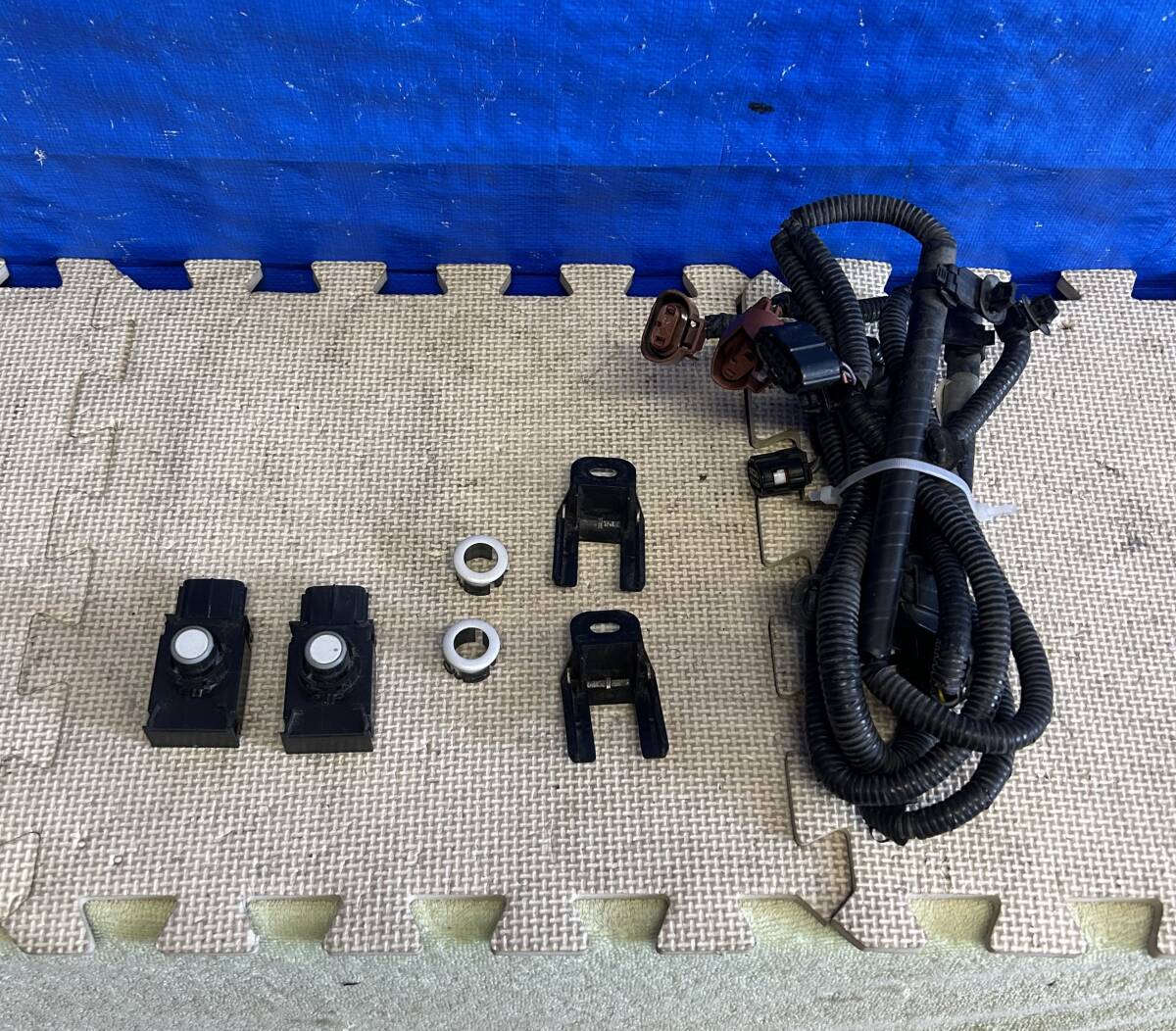 ヴェルファイア ANH25 ANH20 20系 H22年 フロントコーナーセンサー ソナー カラーナンバー 070 89341-58030-B3 拍卖