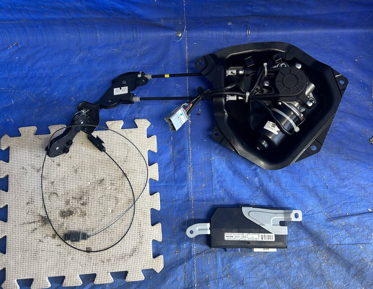 セレナ HFC26 C26 H25年 左オートパワースライドドアモーター コントロールユニット付 3B21拍卖