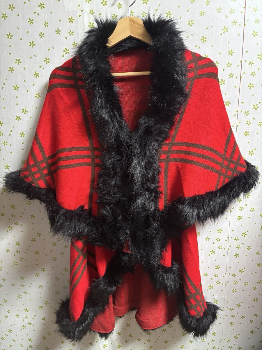 大きいサイズ 赤いチェック柄ファーケープポンチョ ポンチョ レッド アウター ファー コート拍卖