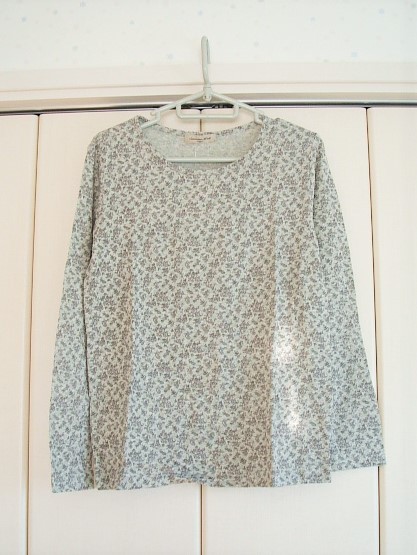 サマンサモスモス★ガーゼベア天竺花柄プルオーバー・グレー★タグ付き拍卖