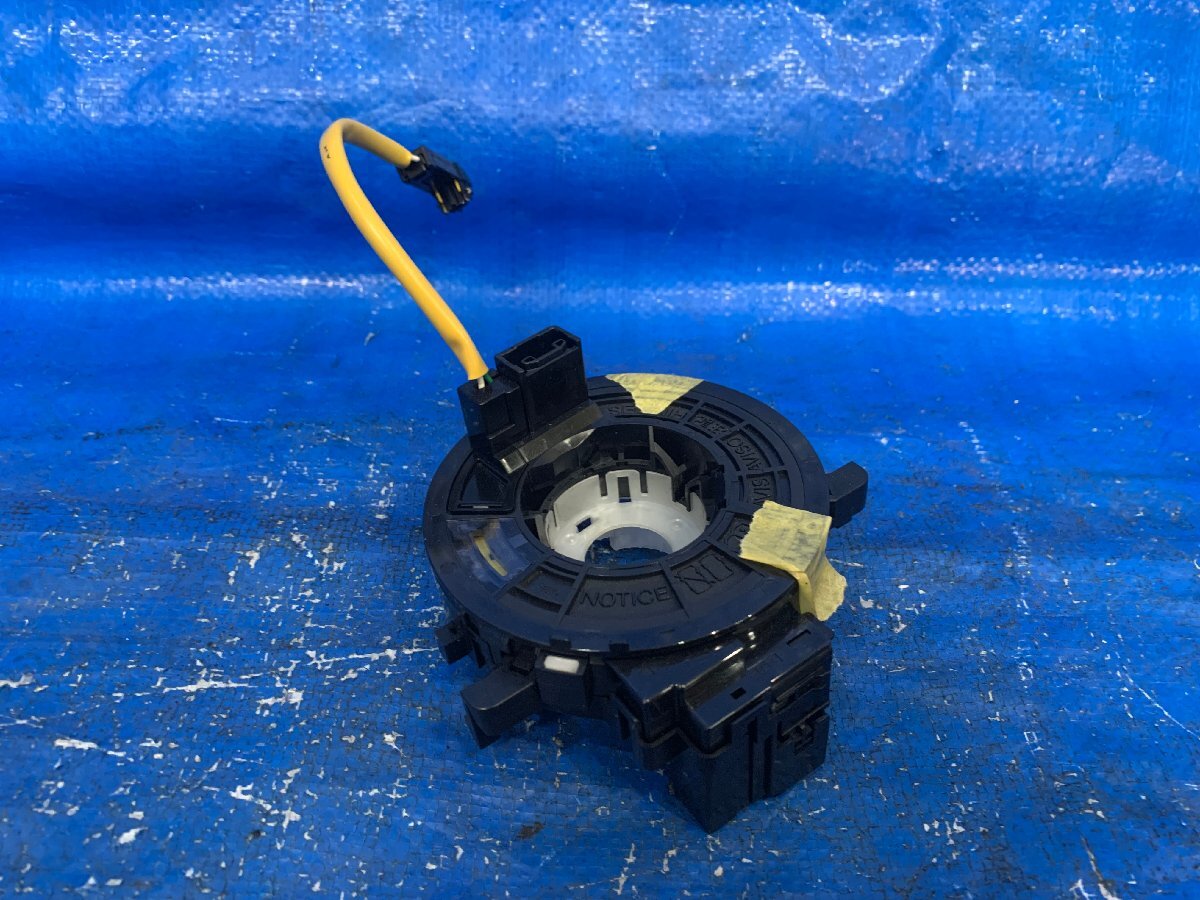 MH95S ワゴンR スパイラルケーブル センター固定 品番 37480-74P10 カラー№ ZVR ハイブリッド 年式R2/1 棚 梱包⑯ 701145拍卖