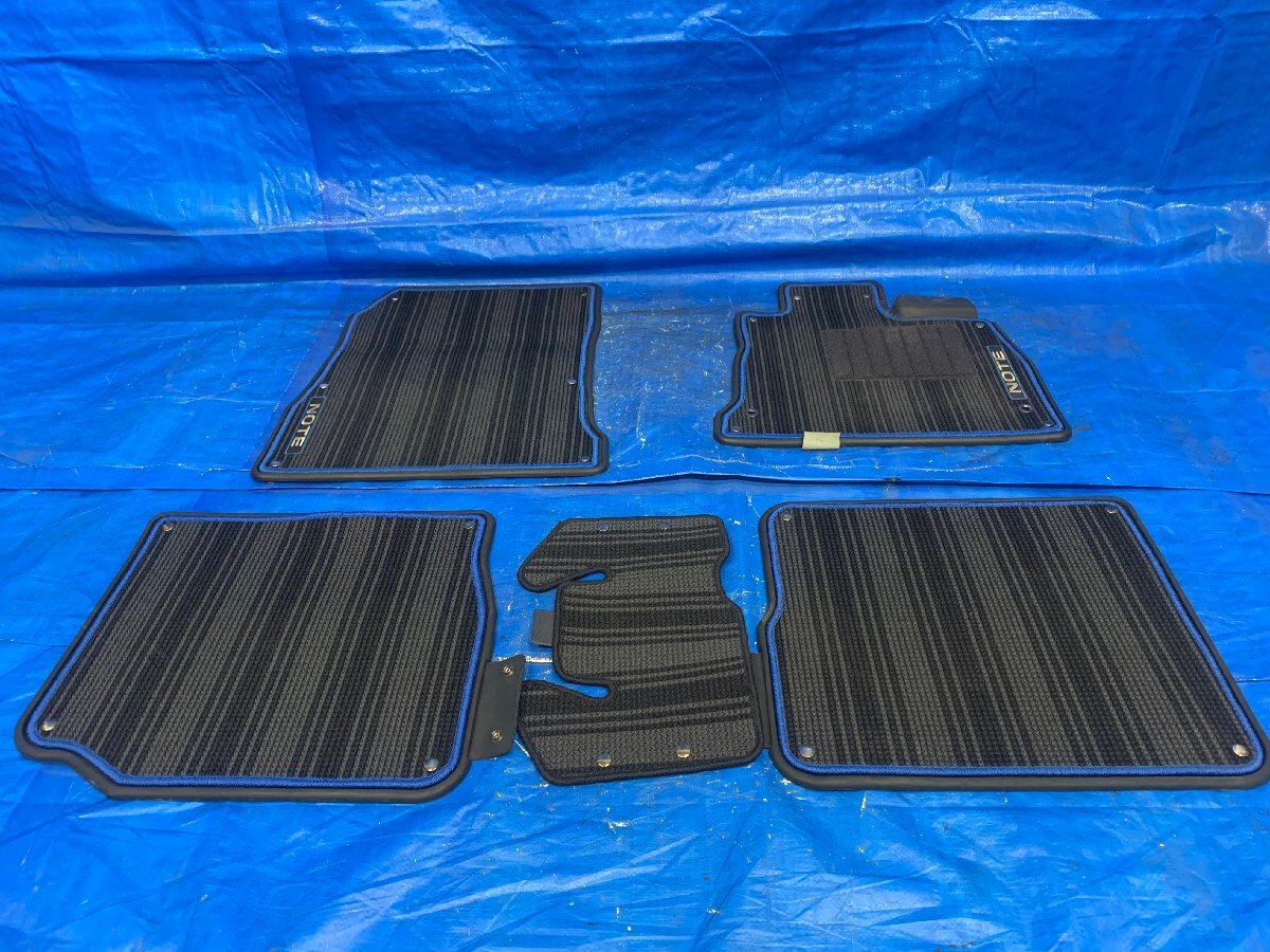 HE12 ノート フロアマット一式 品番 G4900-5WK01 カラー№QAB グレード EPOWER メダリスト 年式H30/6 棚 9 701164拍卖