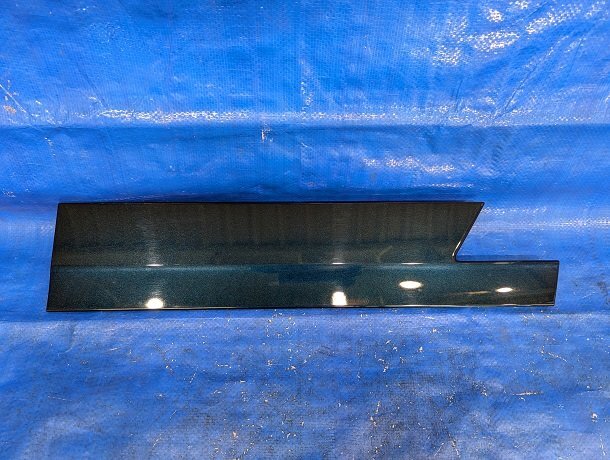 LA650S タントカスタム 左スライドレールカバー 品番60836-B2050/68346-B2060 カラーB82 棚36C4 カルテ501437拍卖