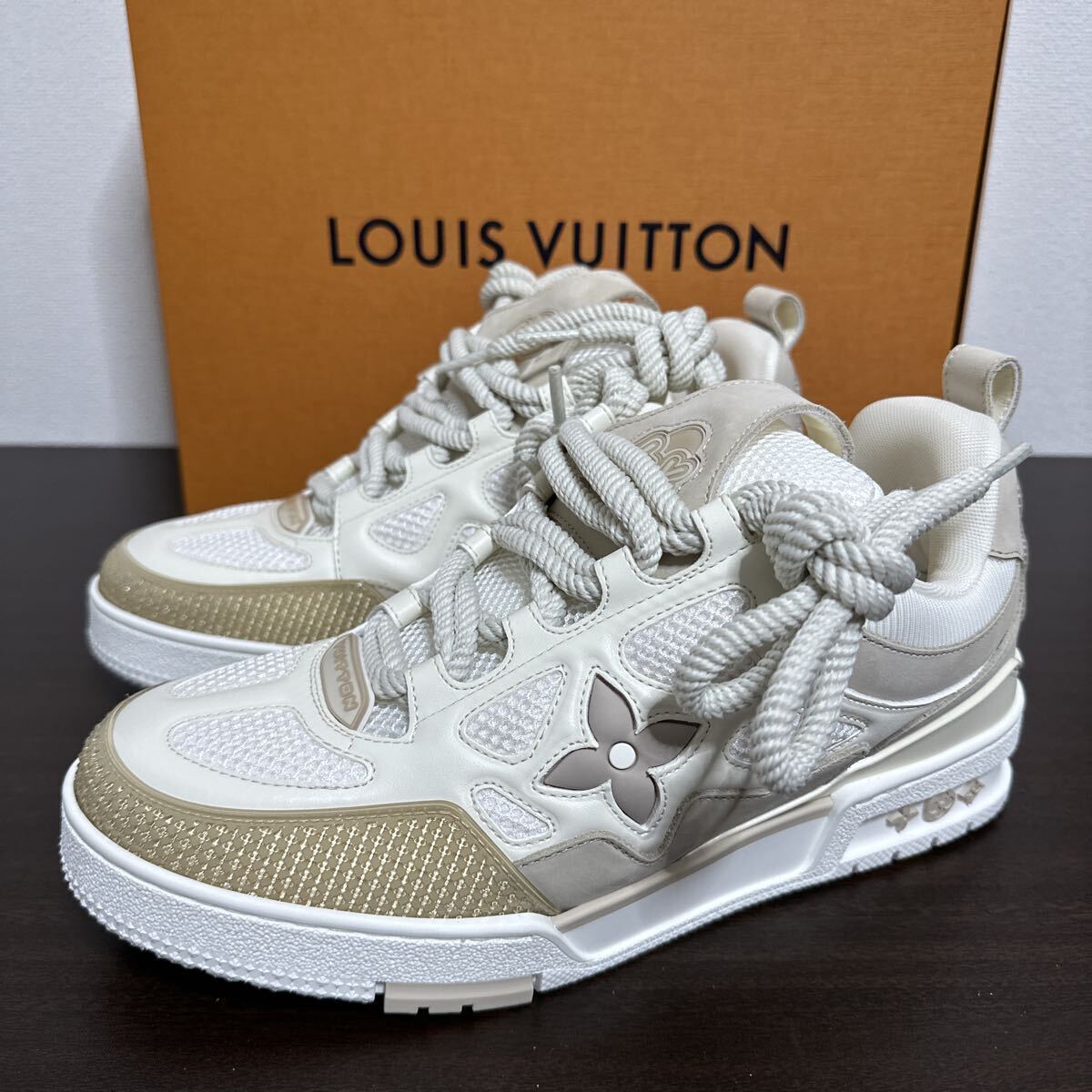 【未使用品】LOUIS VUITTON ルイ・ヴィトン 2024年 LV スケート レザー スニーカー size 40 ベージュ拍卖