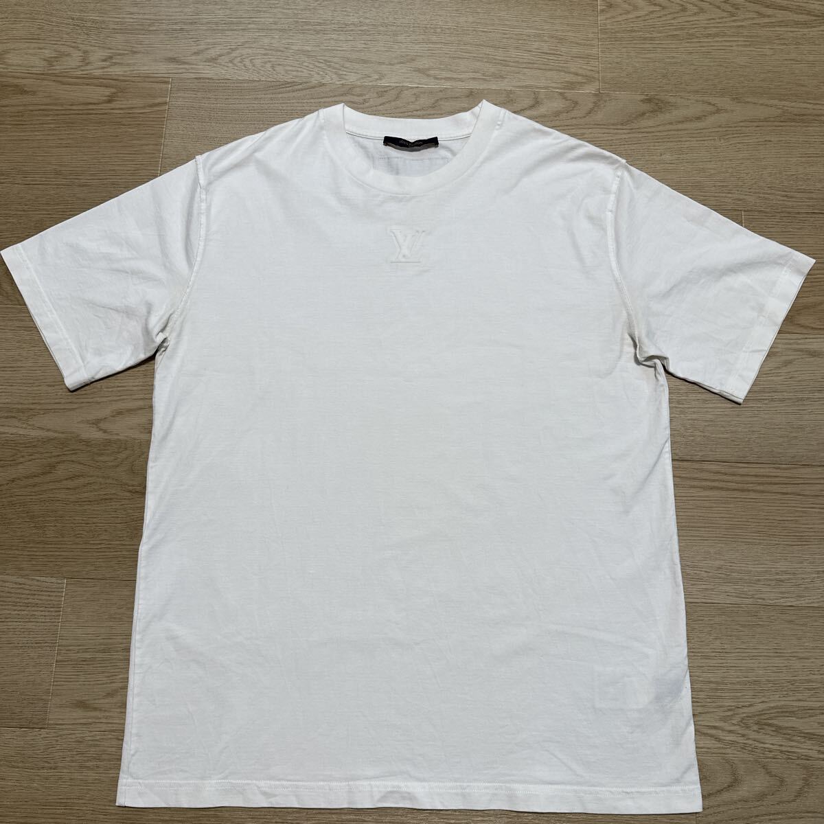 【美品】LOUIS VUITTON ルイヴィトン エンボスLV インサイドアウト Tシャツ size XXL ホワイト メンズ拍卖