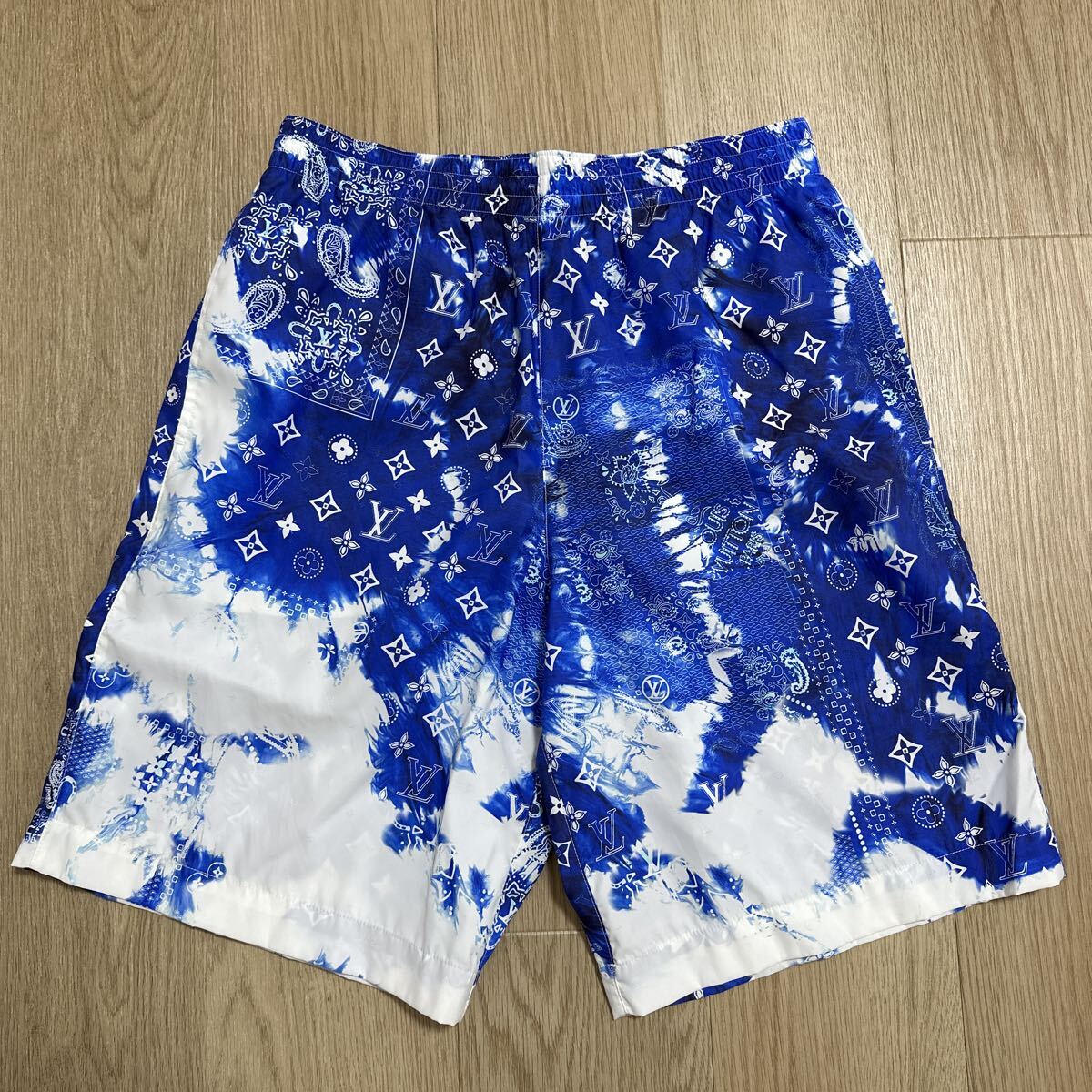 【未使用品】LOUIS VUITTON ルイヴィトン モノグラムバンダナ スイムパンツ 水着 水陸両用 ハーフパンツ size S拍卖