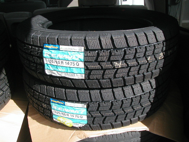 スタッドレスタイヤ GOODYEAR ICE NAVI 7 155/65R14 75Q 2024年製造 新品4本セット拍卖