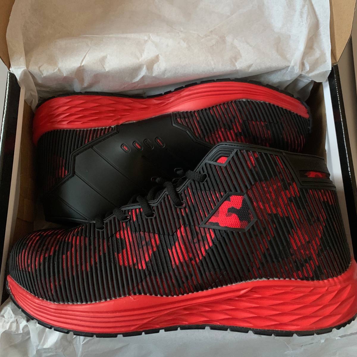 26.0cm 新品即決 Z-DRAGON セーフティシューズ ジードラゴン 自重堂 安全靴 作業靴 Z DRAGON ミドルカット スニーカー レッドカモフラ拍卖