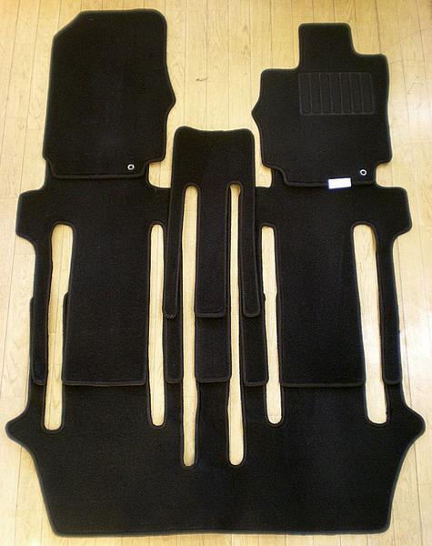 日産 セレナ C25系 専用 新品 フロアマット カーマット 黒 内装拍卖