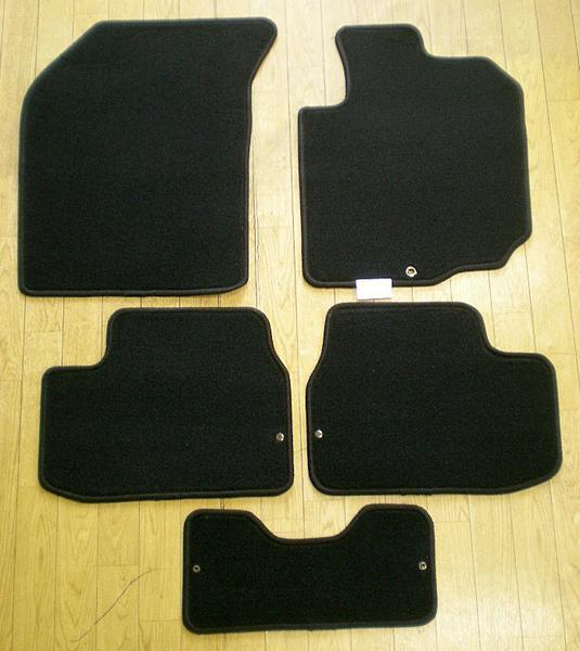 スズキ スイフト ZC11.71 専用 新品 フロアマット カーマット 黒拍卖