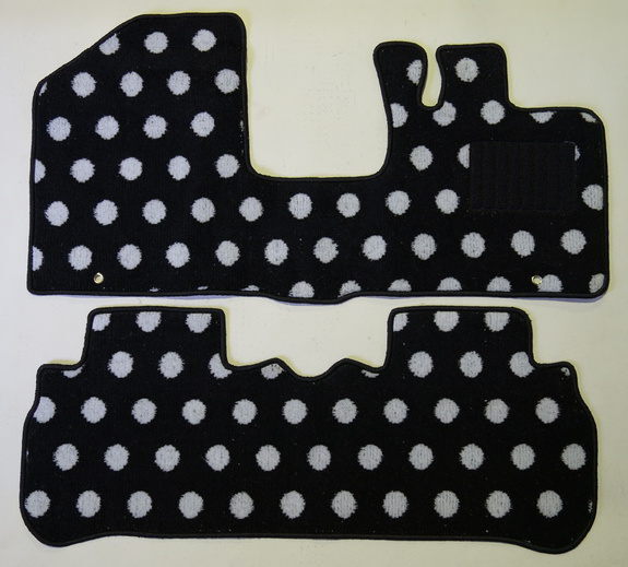 スズキ ハスラー MR31S AT・CVT 用フロアマット水玉 黒 ドット拍卖