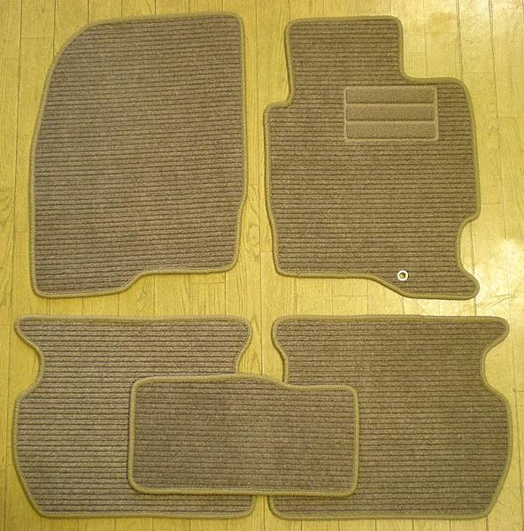 マツダ ベリーサ 専用 新品 フロアマット カーマット ベージュ拍卖