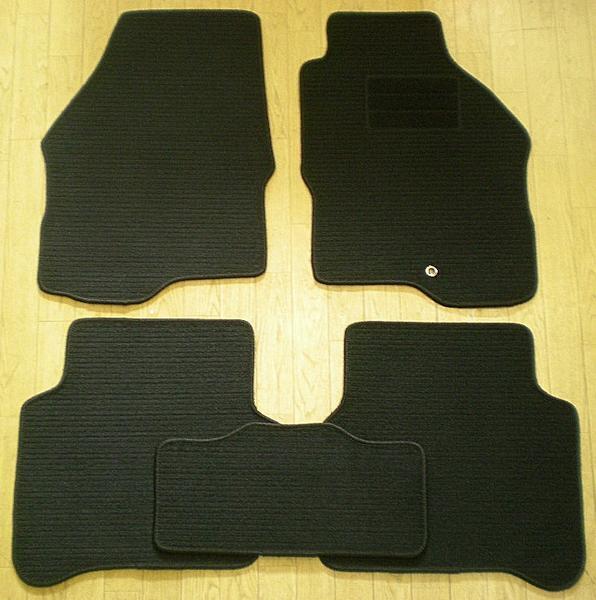 三菱 ギャラン EA系 2WD 専用 新品 フロアマット 黒 内装 車用品拍卖
