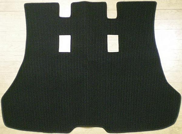 日産 セレナ C25系 車種専用 新品 ラゲッジマット 荷台マット 黒拍卖