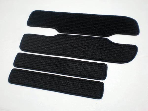 セレナ C26系 新品 ステップマット エントランスマット 4枚 黒!拍卖