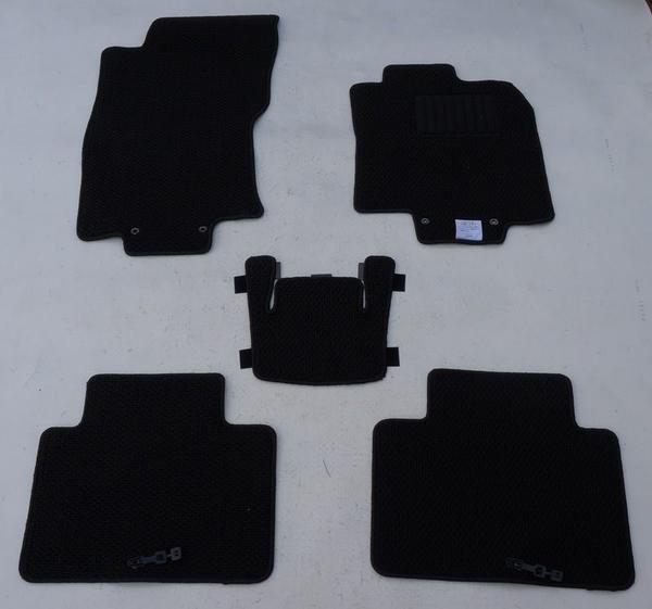 日産 エクストレイル T32 5人乗用フロアマット スタンダード 黒拍卖