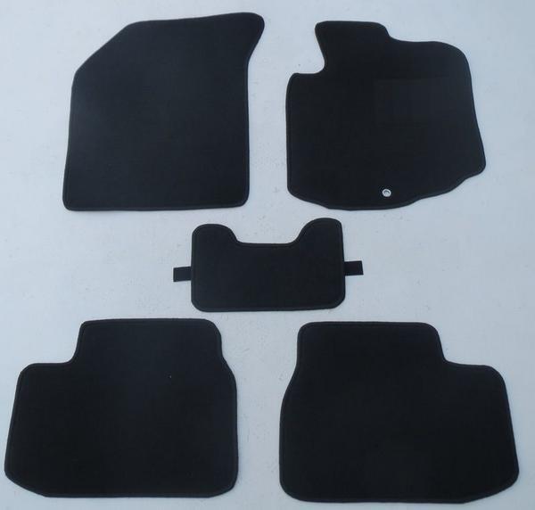 スズキ スイフト71系専用 黒無地 フロアマット お買い得!!拍卖