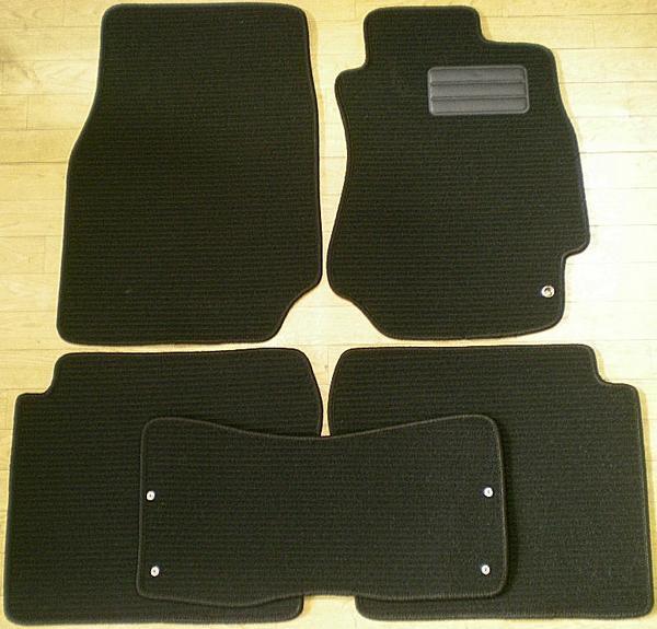トヨタ マークⅡ 2WD 100 110 新品 フロアマット カーマット 黒拍卖
