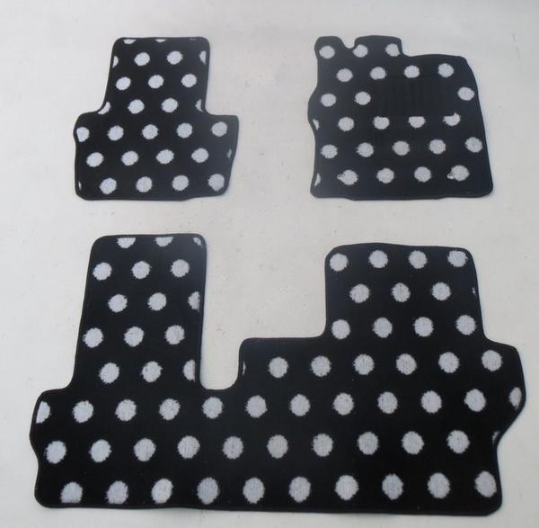 ダイハツ タント LA600S 2WD用フロアマット水玉 黒×白 ドット拍卖