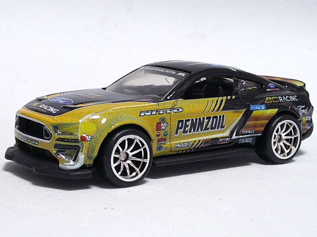 ホットウィール (黒黄) '18 フォード マスタング RTR スペック 5 <ルース> Hot Wheels ブールバード拍卖