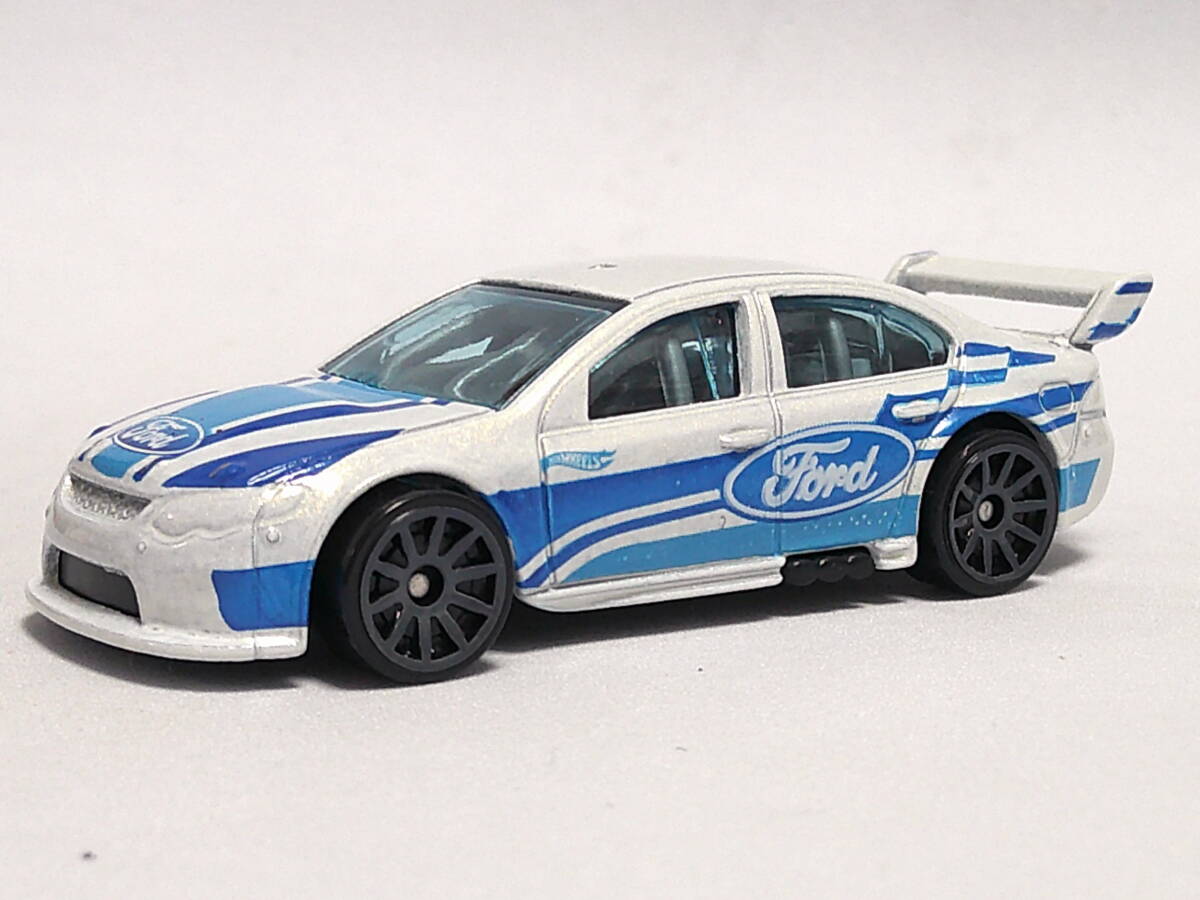 ホットウィール (白青) フォード ファルコン レース カー <ルース> Hot Wheels 拍卖
