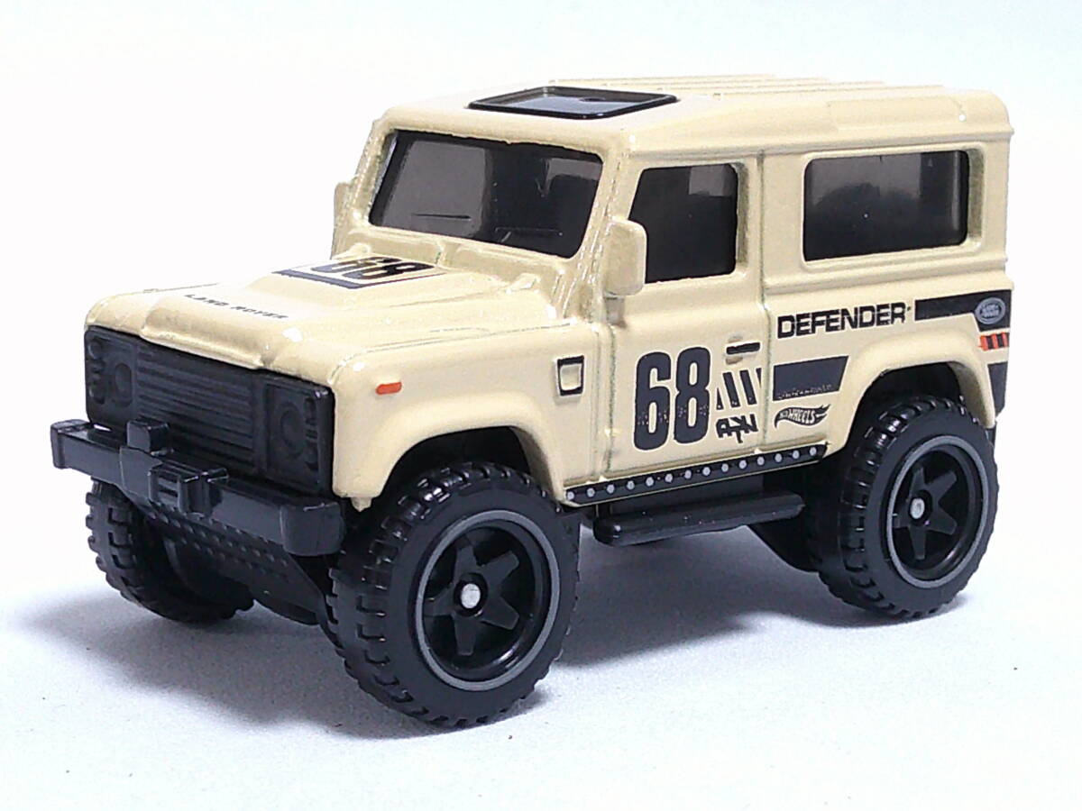 最新 ホットウィール (ベージュ) ランドローバー ディフェンダー 90 <ルース> Hot Wheels 拍卖