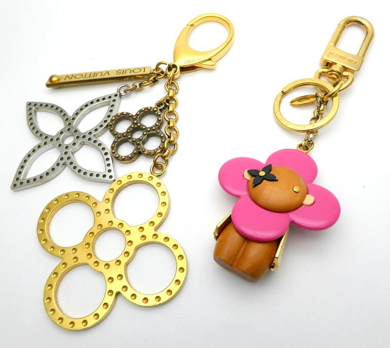 LOUIS VUITTON M67298/M65090 ポルトクレ・ヴィヴィエンヌ/ビジューサックタパージュ キーリング/バッグチャーム2点 1円~ K0587拍卖