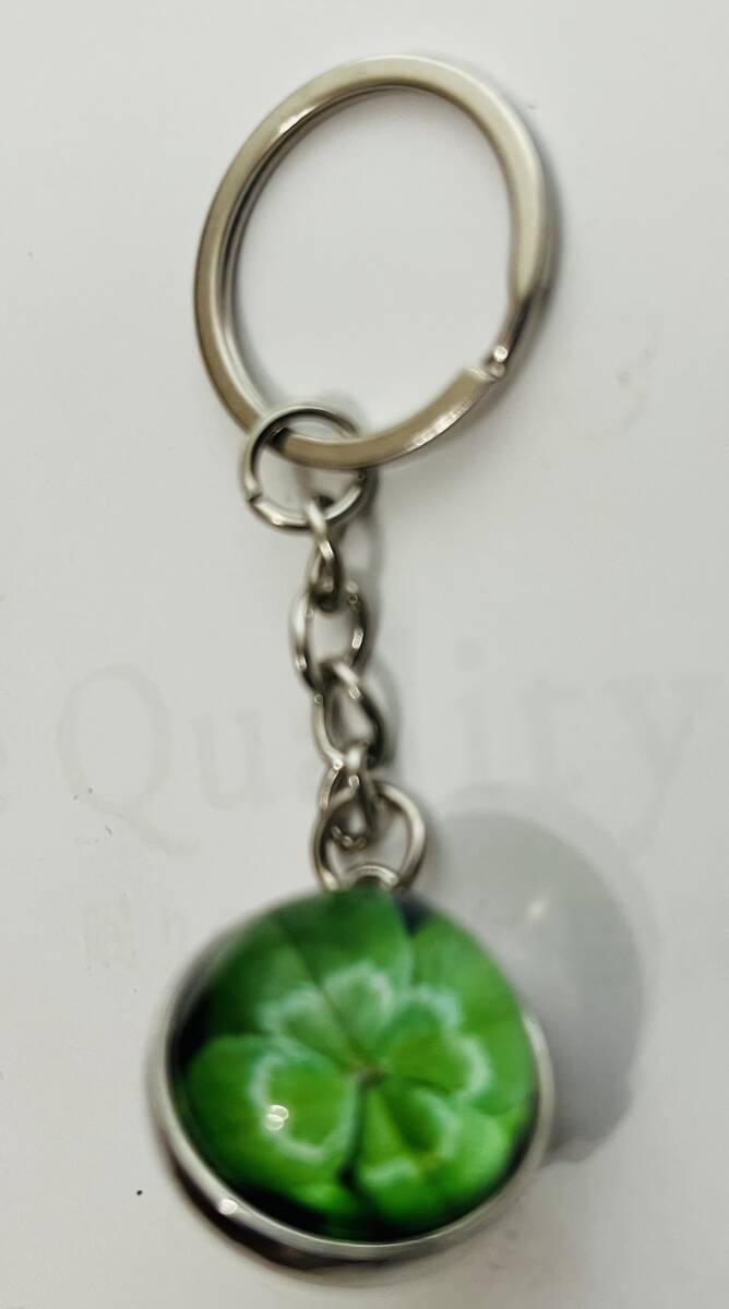 四葉のクローバー キーホルダー 幸運 ラッキーアイテム 運気向上拍卖