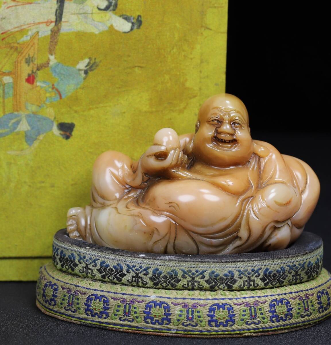 旧 清代 布箱装 彫刻 寿山石 笑口常開 弥勒仏 印章 文房具 中国古美術 古賞物 唐物 S711拍卖