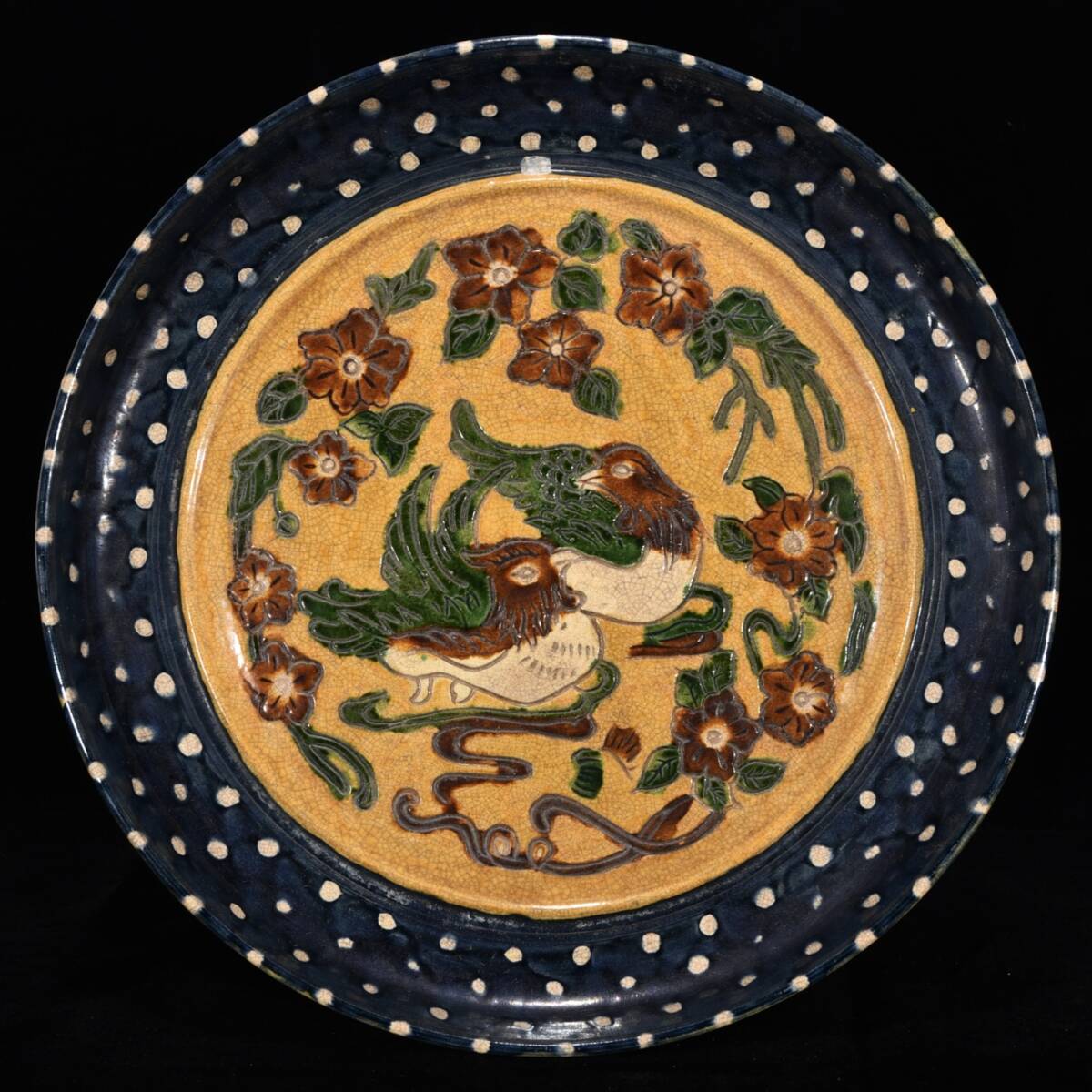 旧 唐 三彩 鴛鴦水遊 紋銘 文盤 唐磁 古陶磁器 陶芸 中国古美術 古賞物 古置物 唐物 S711拍卖