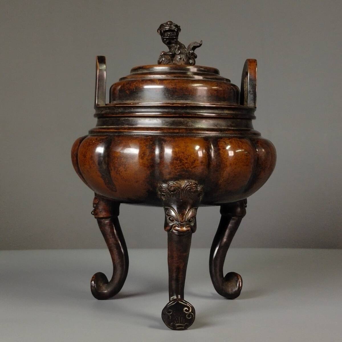 旧 清代 紫銅 三足瓜形獅蓋熏香爐 擺件 古置物 古賞物 中国古美術 唐物 K711拍卖