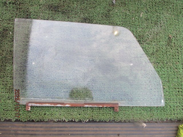 (0444)JA71V ジムニー 右側ドアガラス ウィンドウ拍卖