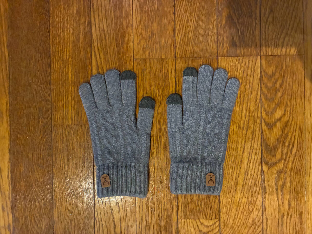 新品B2 アルパカウール手袋 M-Lサイズ 指先スマホ反応素材 灰色拍卖