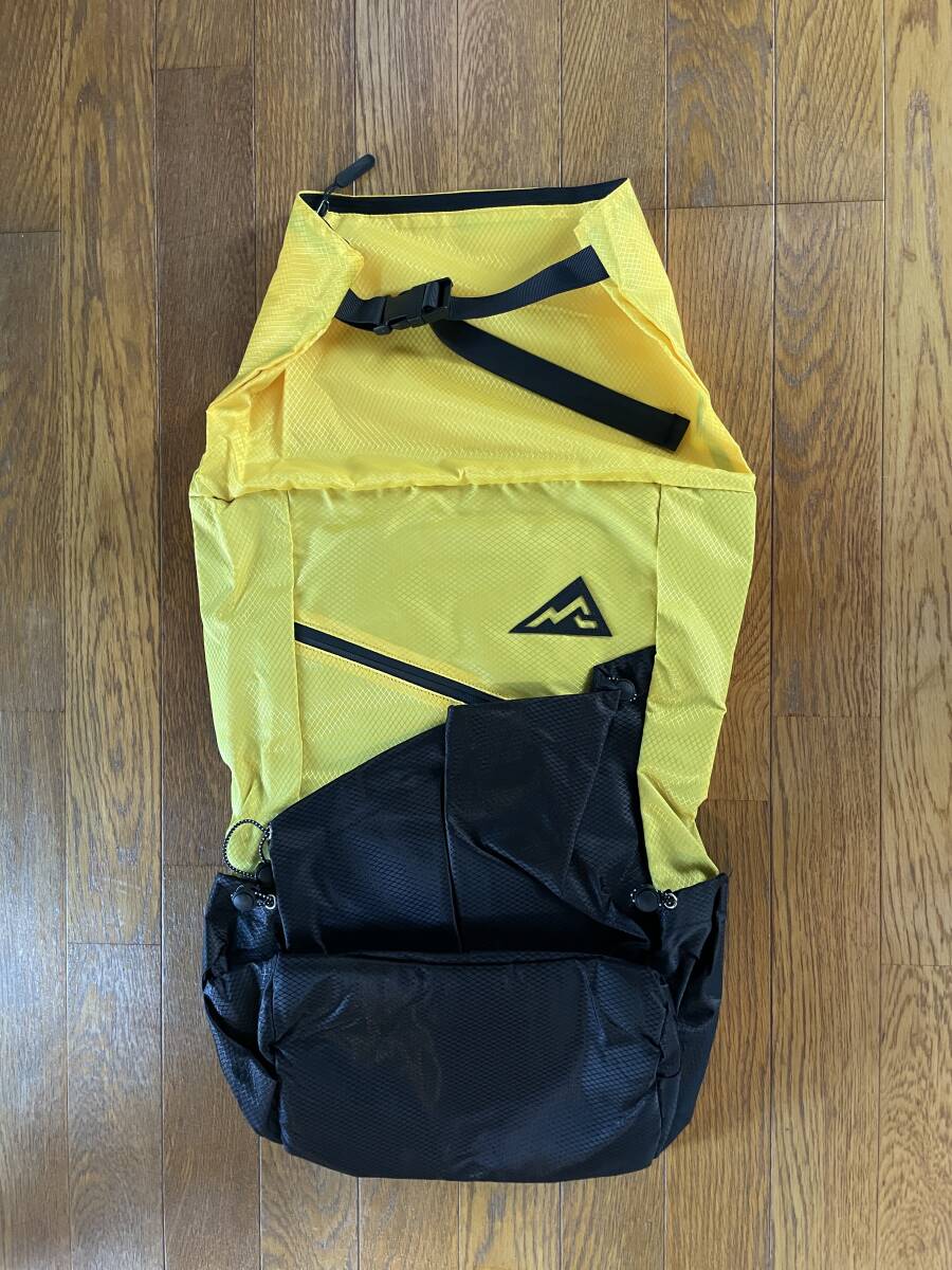 新品Y8 ほぼ防水軽量ロールトップバックパック 35L拍卖