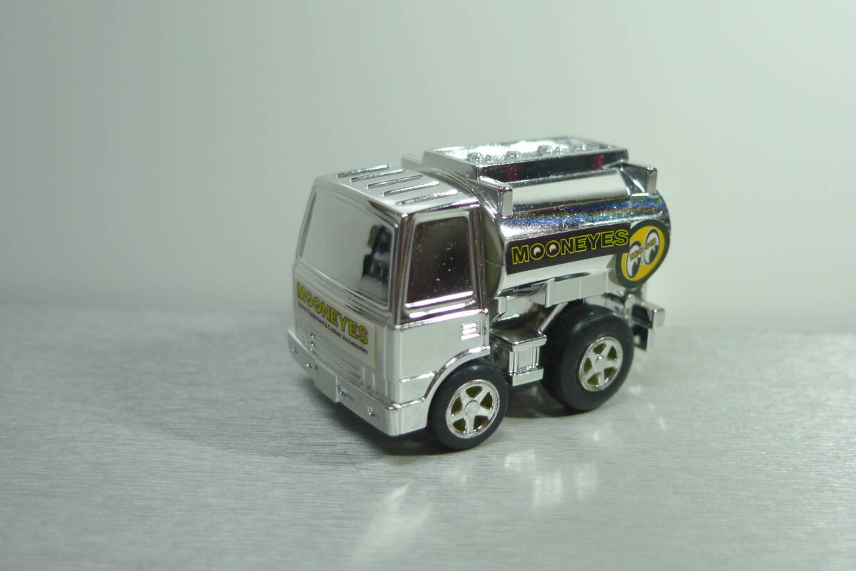 チョロQ 銀メッキ タンクローリー ムーンアイズ シール 貼り付け 中古品拍卖