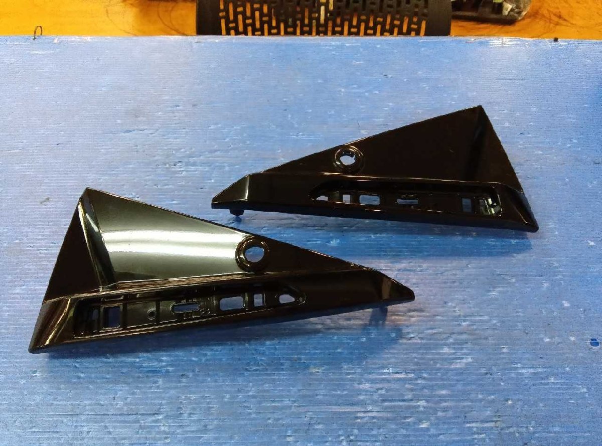 タントカスタム(LA660S)純正サイドモール左右 ダイハツ 品番:52753-B2230 ブラック 太田拍卖